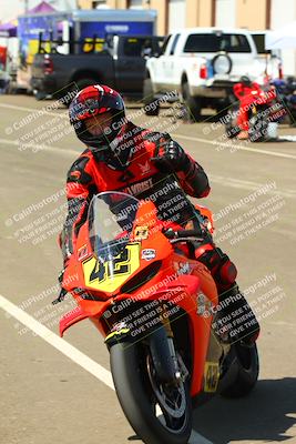 media/Sep-20-2025-TrackDaz (Sat) [[27f0cde673]]/Around the Pits/